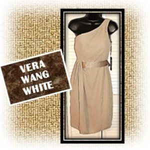 NWT LOVELY AND SMART VERA WANG